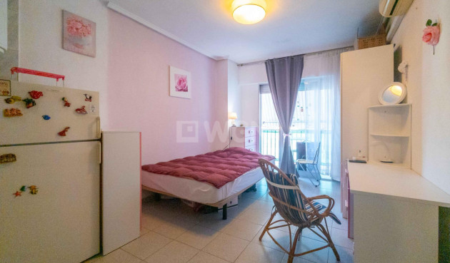 Resale - Apartment / flat - Torrevieja - Playa del Cura