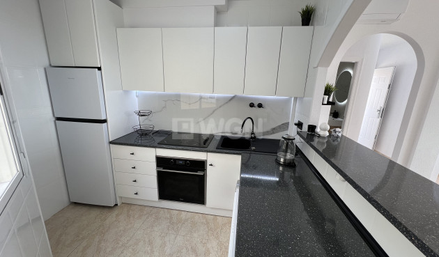 Resale - Apartment / flat - Orihuela Costa - Costa Blanca