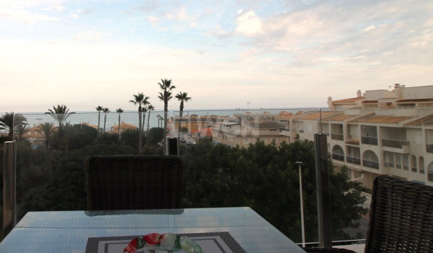 Resale - Apartment / flat - Torrevieja - La Mata