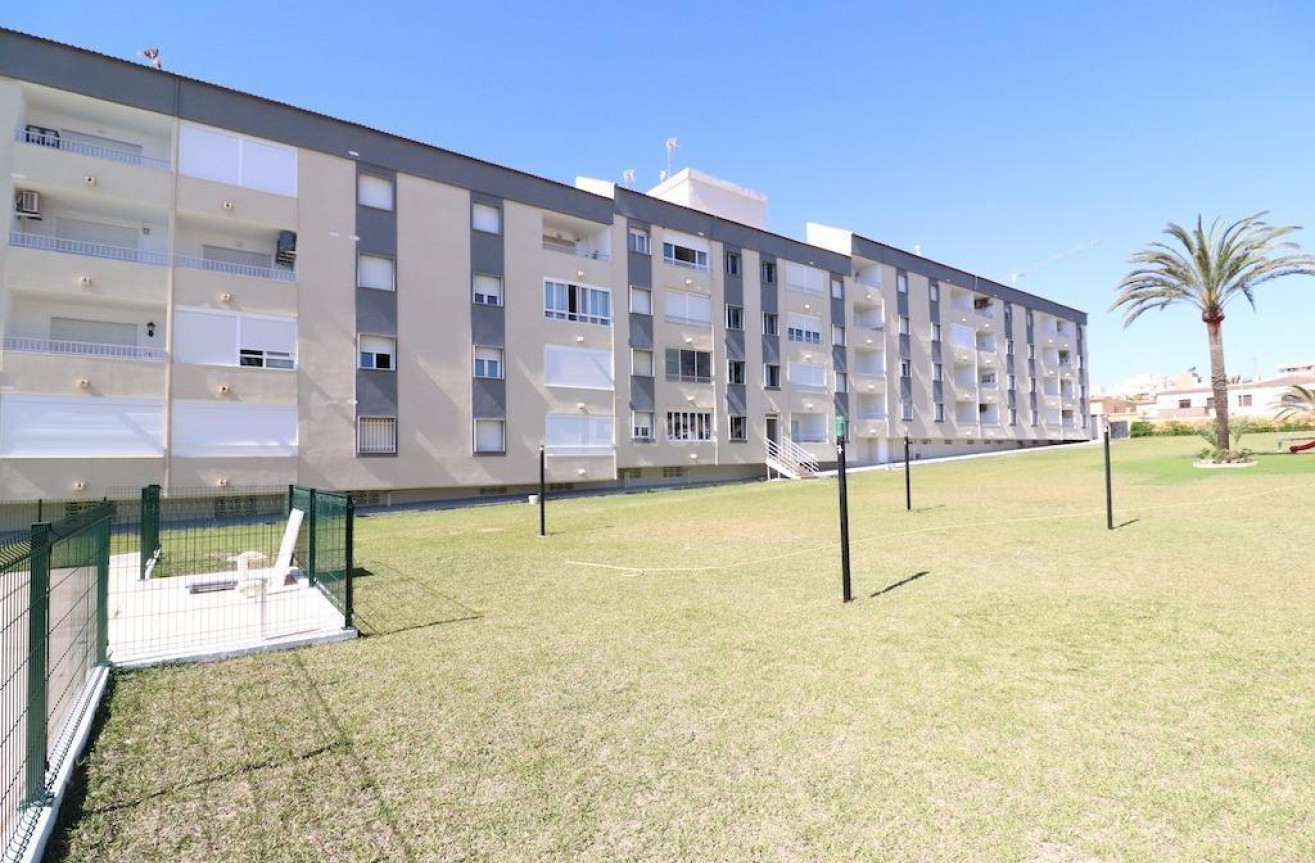 Resale - Apartment / flat - Torrevieja - Costa Blanca