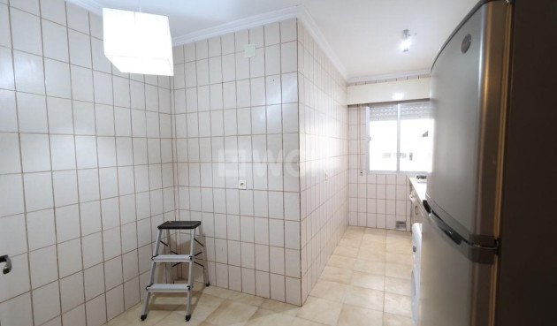 Resale - Apartment / flat - Torrevieja - Costa Blanca