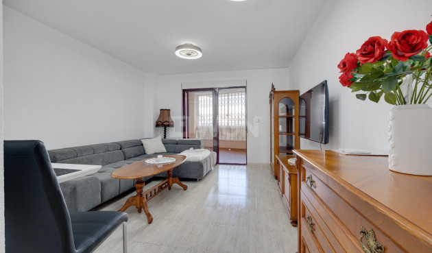 Reventa - Apartamento / piso - Torrevieja - Costa Blanca