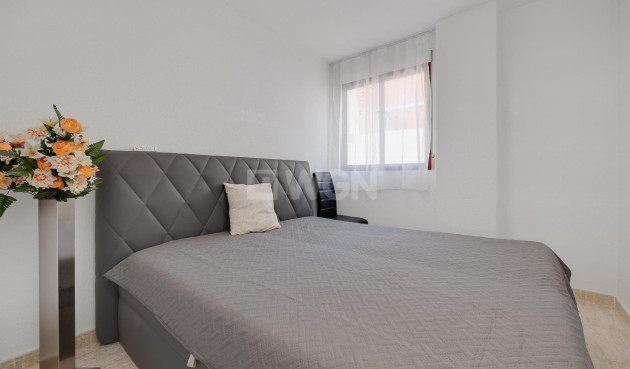 Reventa - Apartamento / piso - Torrevieja - Costa Blanca