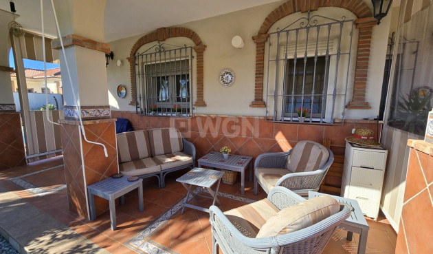 Reventa - Villa - Venta Baja - Inland