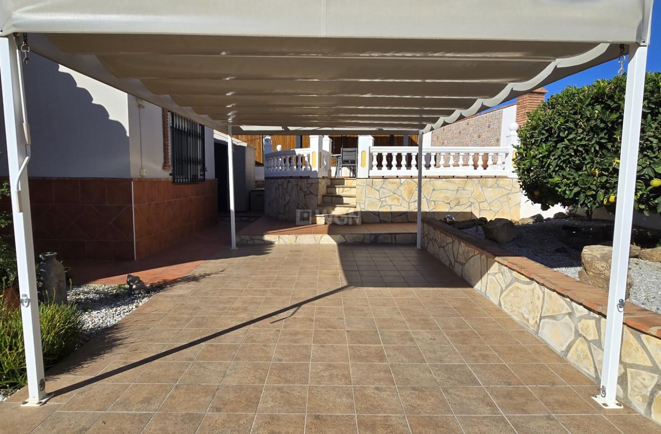 Reventa - Villa - Venta Baja - Inland