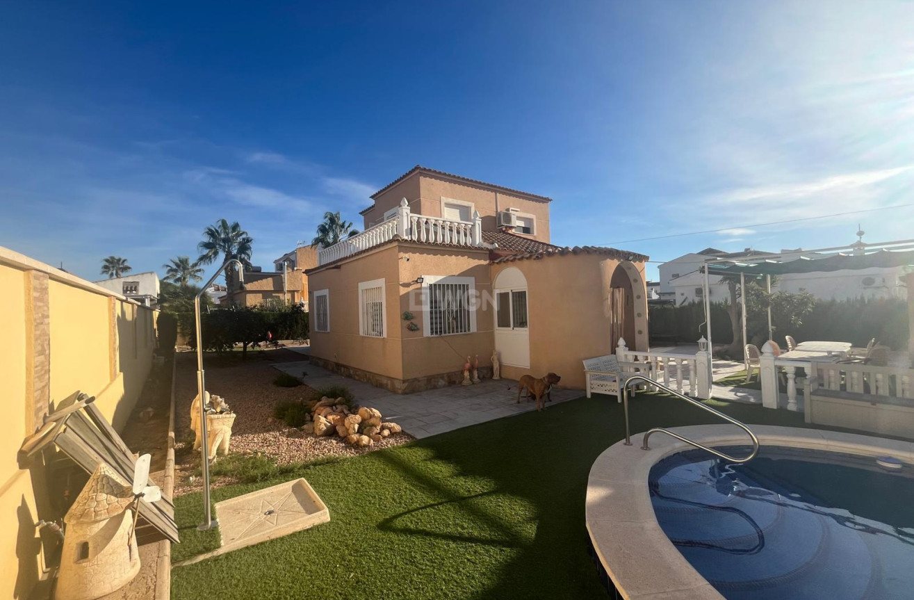 Reventa - Villa - Torrevieja - San Luis