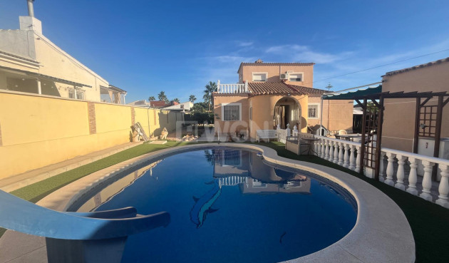 Reventa - Villa - Torrevieja - San Luis