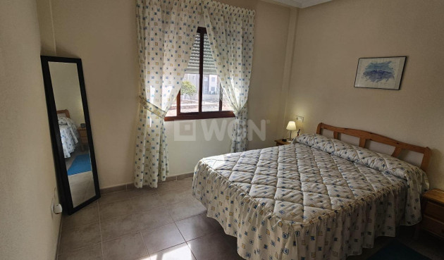 Reventa - Apartamento / piso - Torrevieja - aguas nuevas