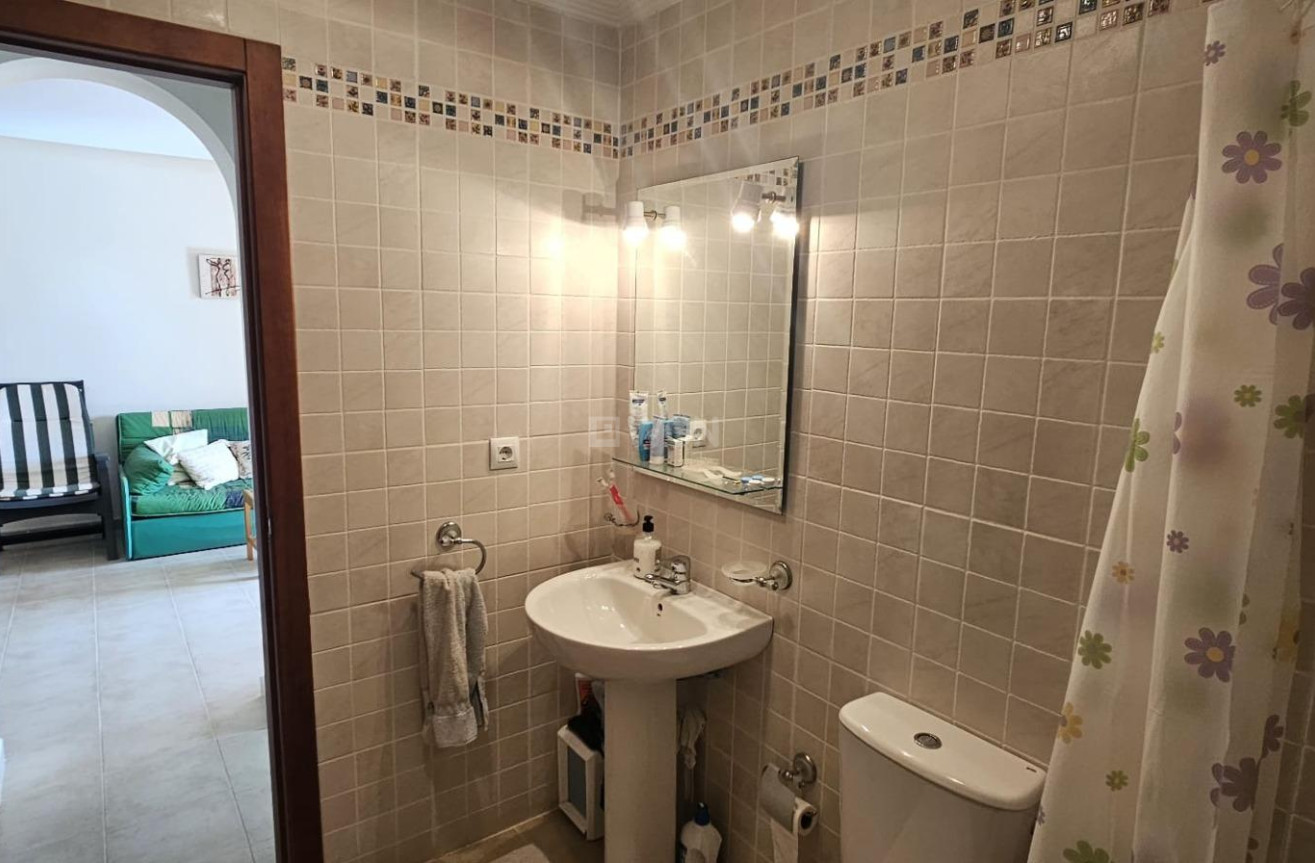 Reventa - Apartamento / piso - Torrevieja - aguas nuevas