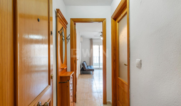 Resale - Apartment / flat - Torrevieja - Playa del Cura