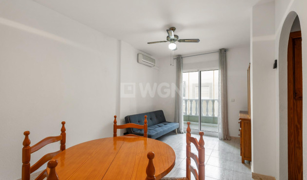 Resale - Apartment / flat - Torrevieja - Playa del Cura