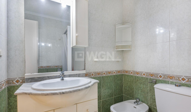 Resale - Apartment / flat - Torrevieja - Playa del Cura