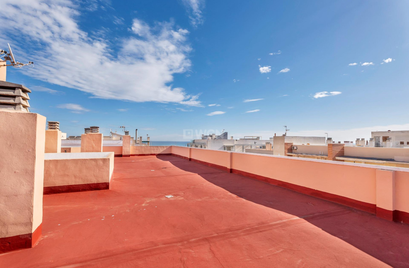 Resale - Apartment / flat - Torrevieja - Playa del Cura