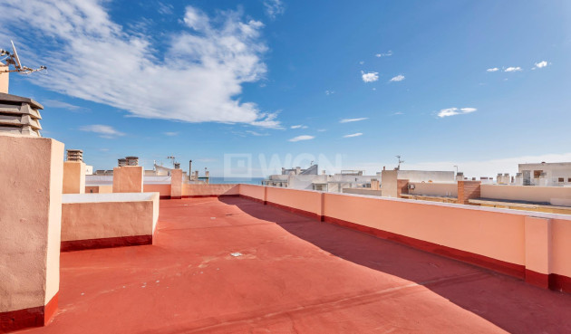 Resale - Apartment / flat - Torrevieja - Playa del Cura