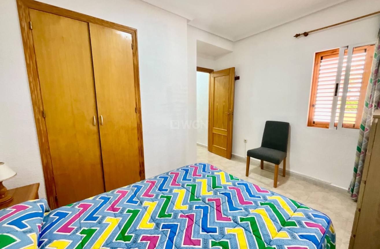 Resale - Apartment / flat - Torrevieja - La Mata