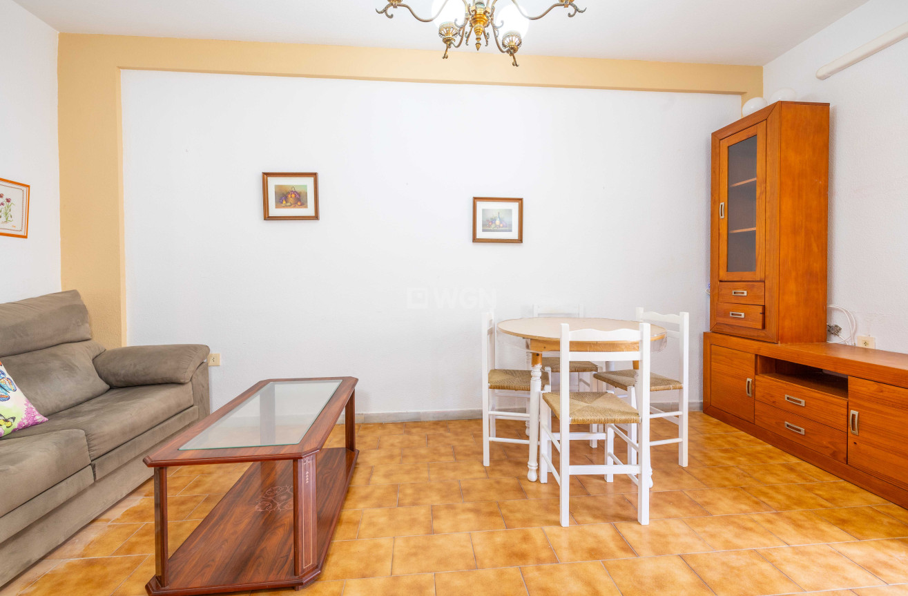 Resale - Apartment / flat - Torrevieja - Costa Blanca