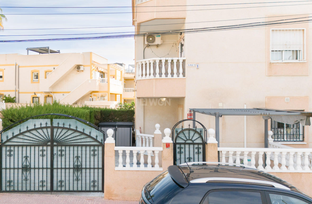 Resale - Apartment / flat - Torrevieja - Costa Blanca