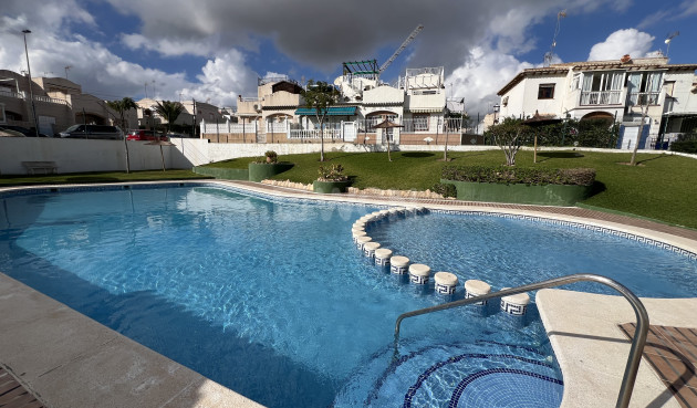 Reventa - Villa - Torrevieja - Costa Blanca