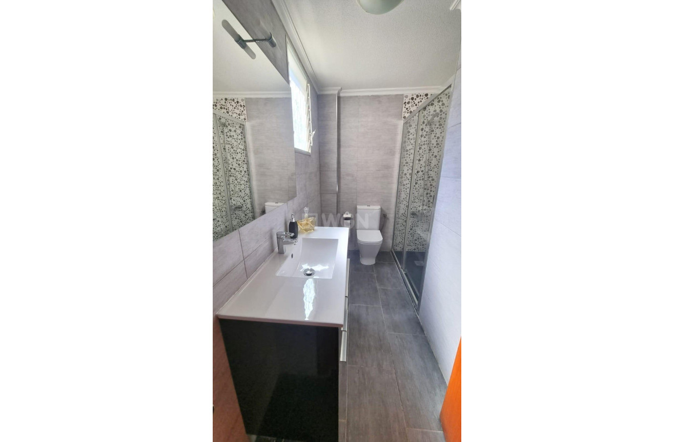 Reventa - Apartamento / piso - Torrevieja - Acequion