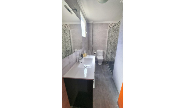 Reventa - Apartamento / piso - Torrevieja - Acequion