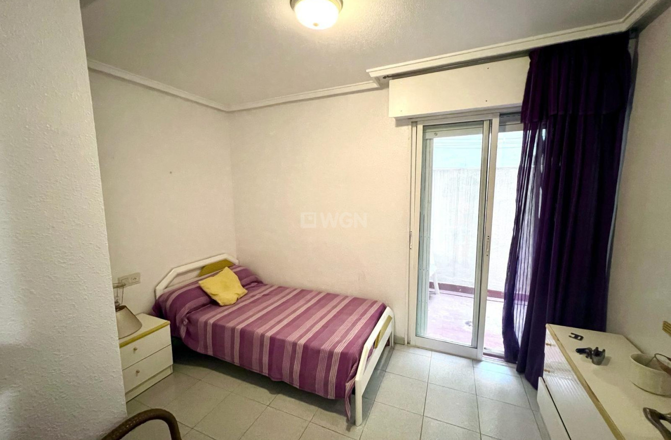 Resale - Apartment / flat - Torrevieja - Centro