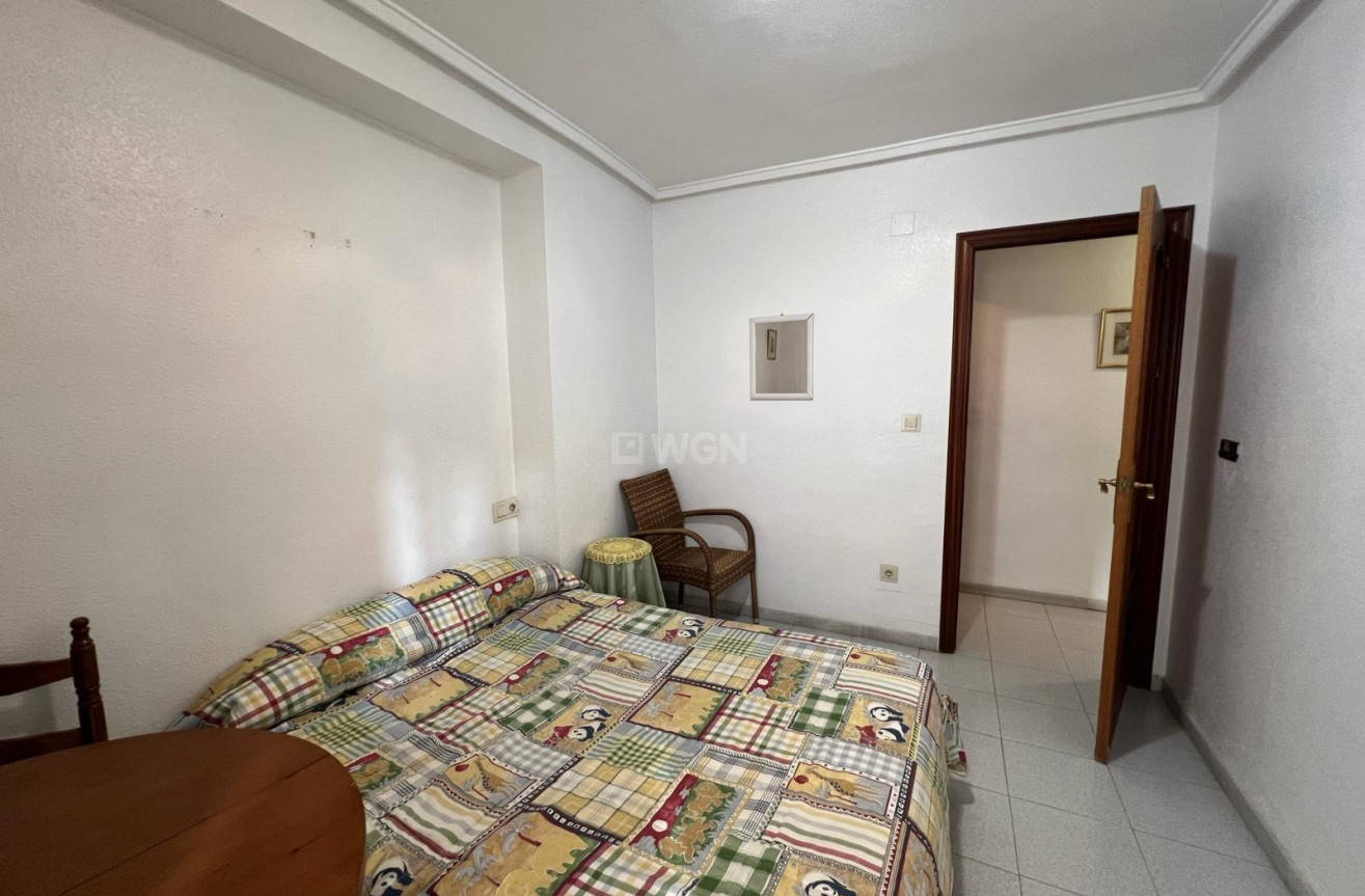 Resale - Apartment / flat - Torrevieja - Centro