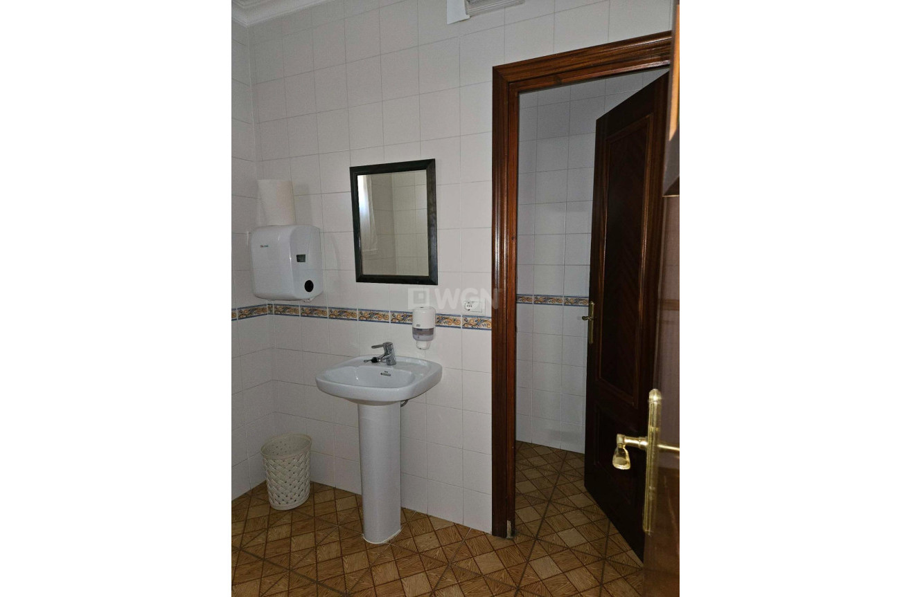 Reventa - Villa - Elda - 03600