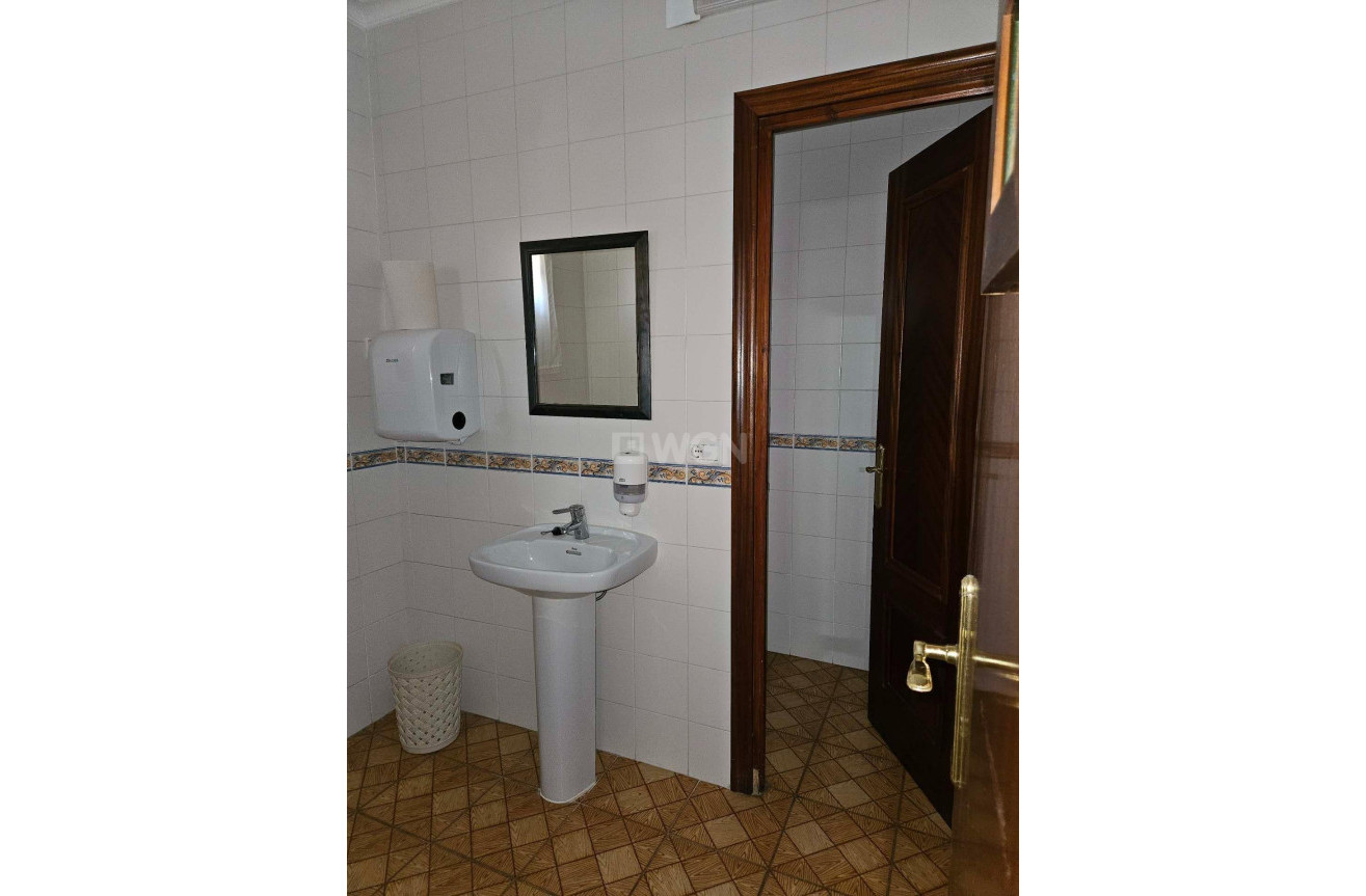 Reventa - Villa - Elda - 03600