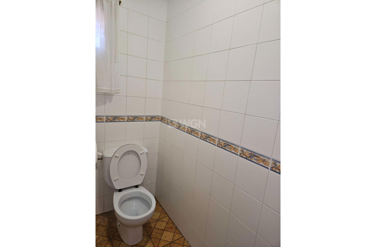 Reventa - Villa - Elda - 03600