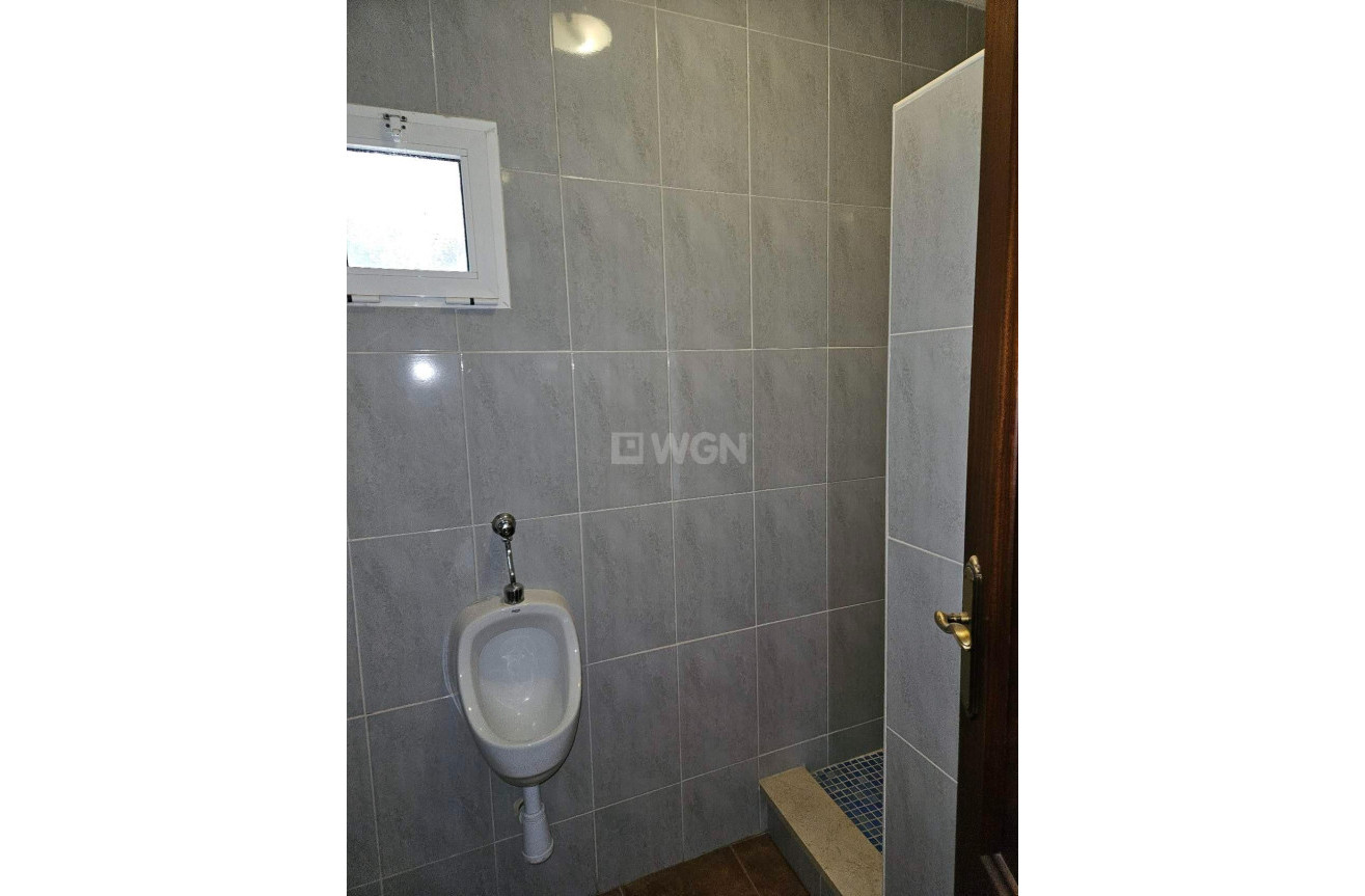 Reventa - Villa - Elda - 03600