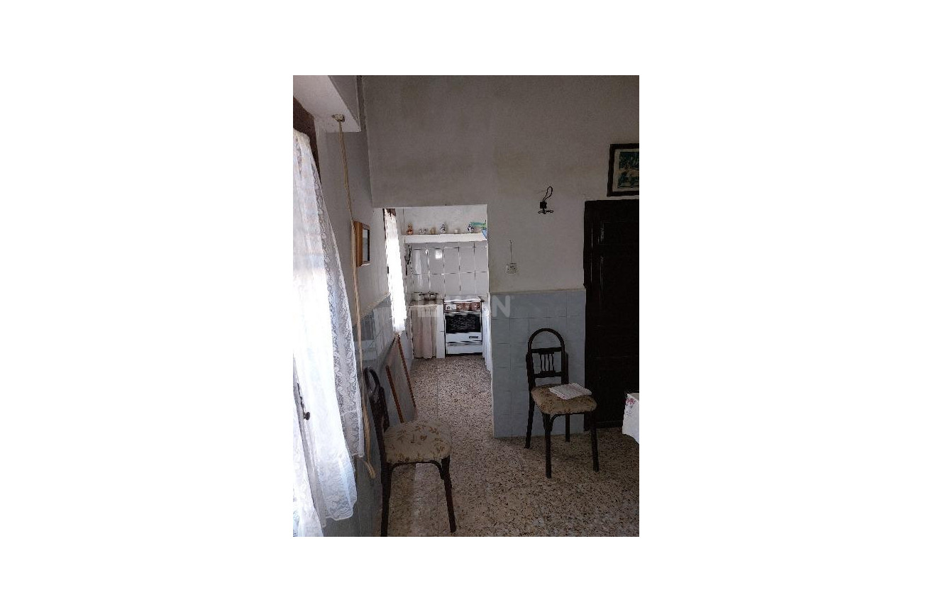 Resale - Villa - Elda - Jaud