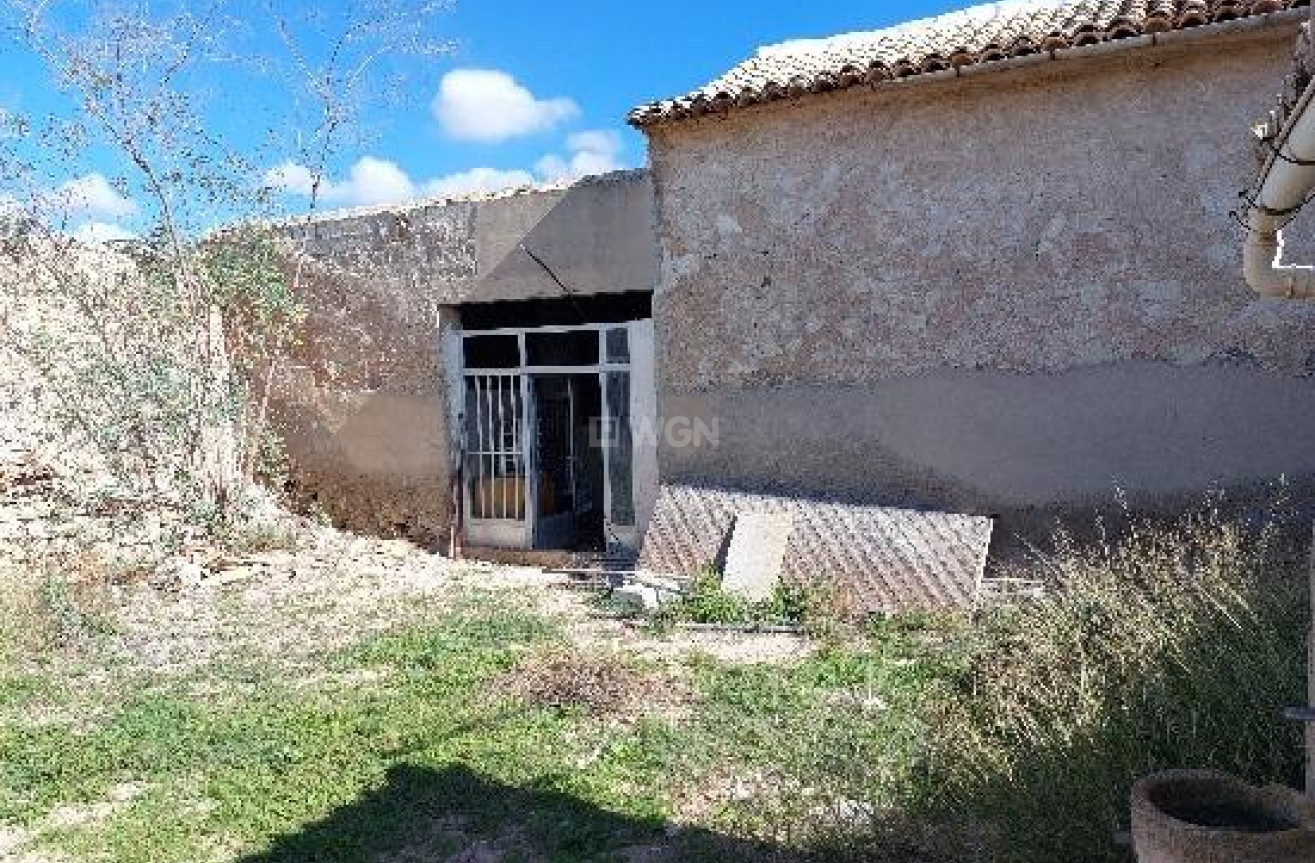 Resale - Villa - Elda - Jaud