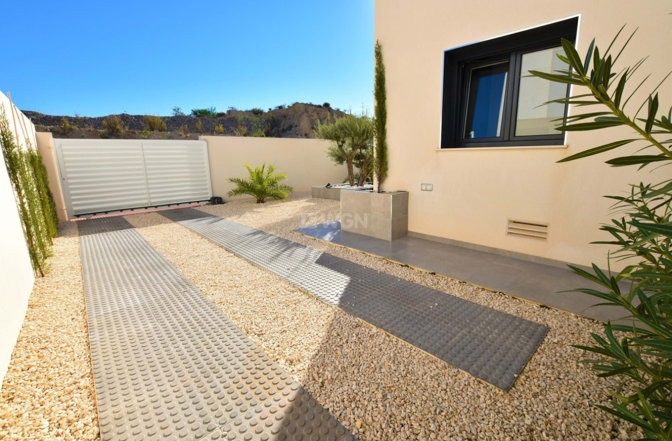 Odsprzedaż - Villa - Benijofar - Costa Blanca