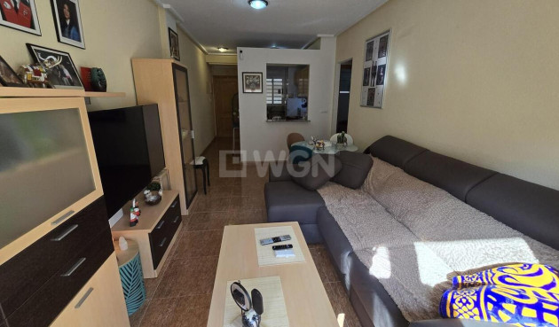 Resale - Apartment / flat - Torrevieja - CORTES VALENCIANAS