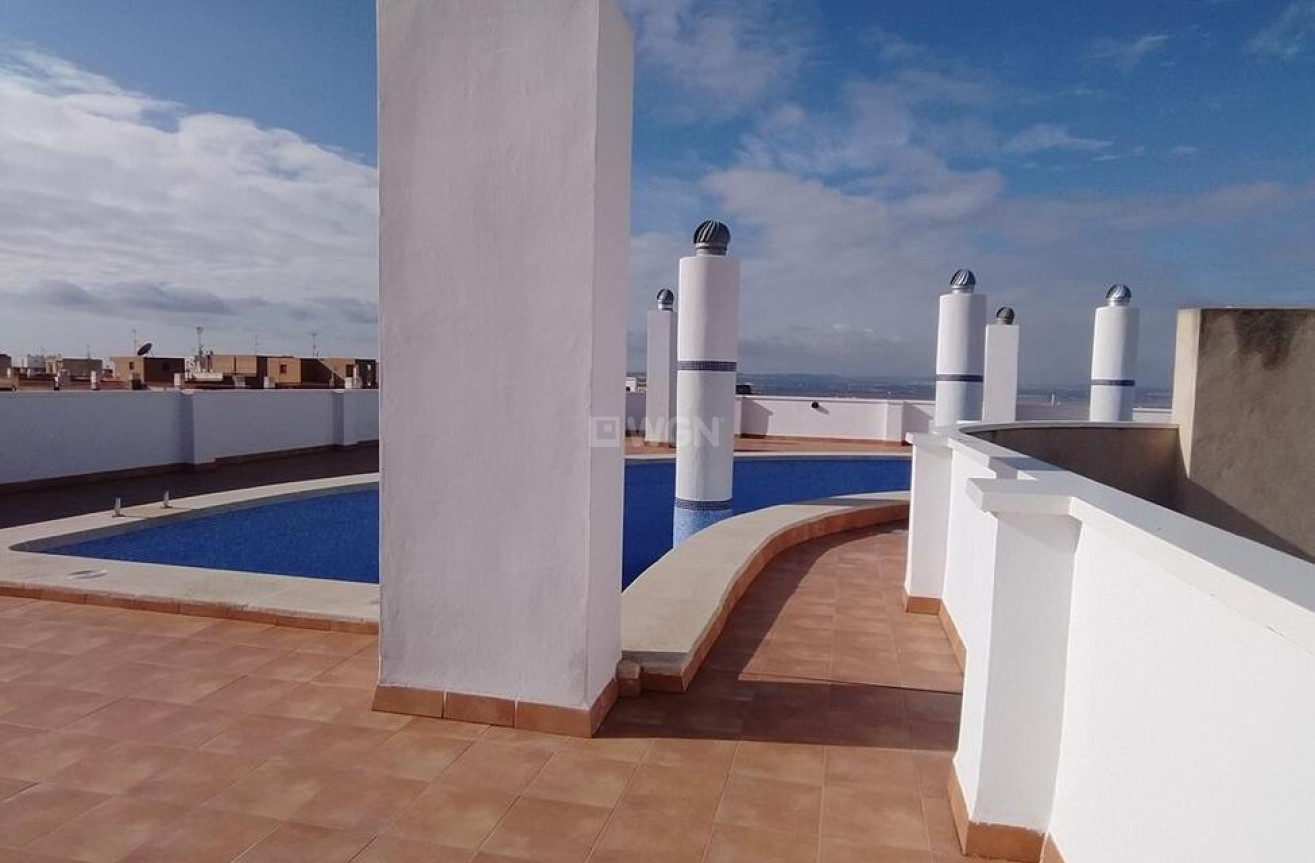 Resale - Apartment / flat - Torrevieja - CORTES VALENCIANAS