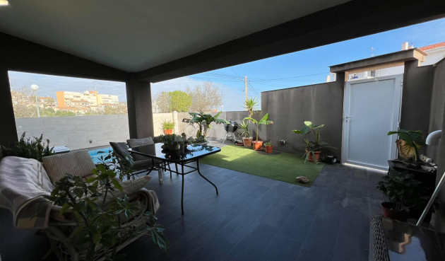 Resale - Villa - Torrevieja - Torreblanca