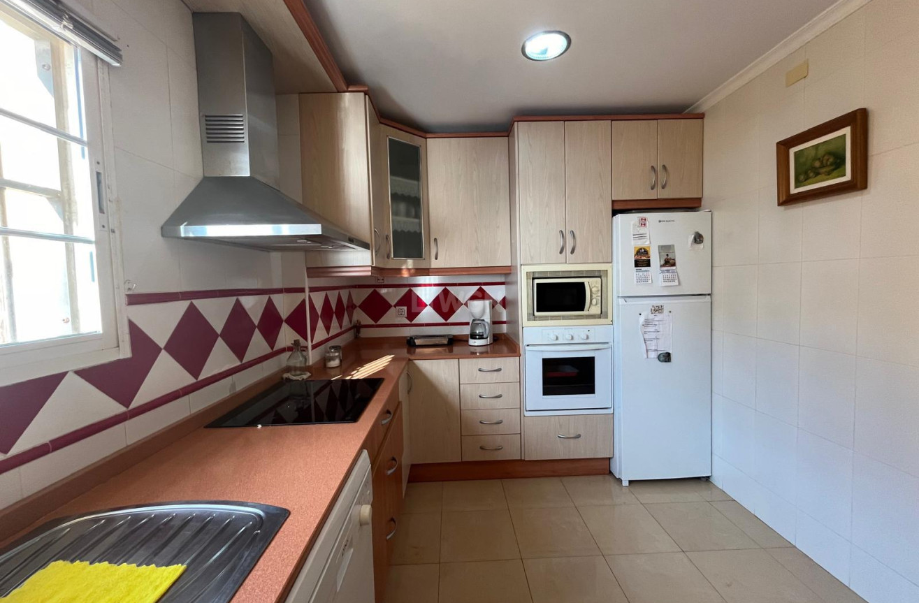 Resale - Apartment / flat - Torrevieja - Playa del Cura