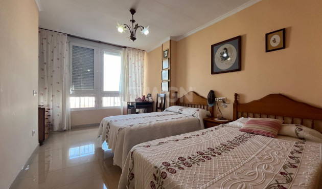 Resale - Apartment / flat - Torrevieja - Playa del Cura