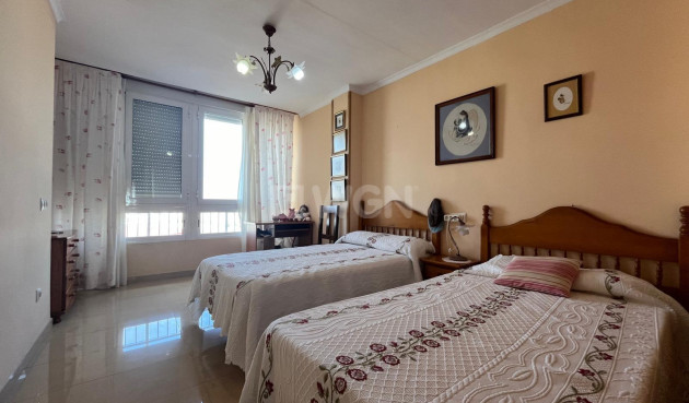 Resale - Apartment / flat - Torrevieja - Playa del Cura