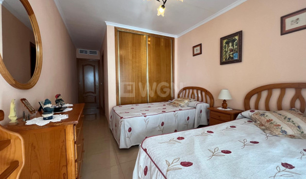 Resale - Apartment / flat - Torrevieja - Playa del Cura