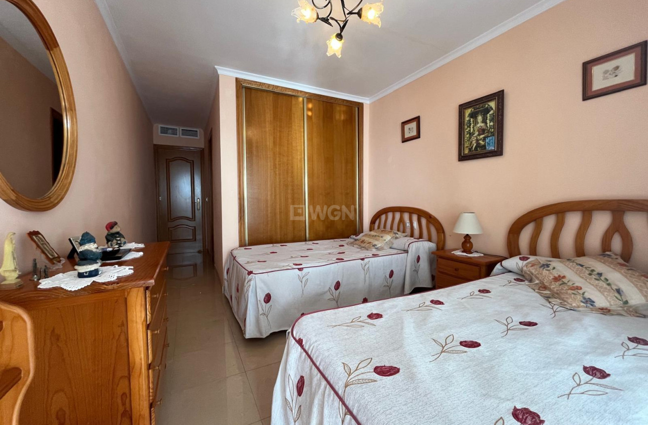 Resale - Apartment / flat - Torrevieja - Playa del Cura