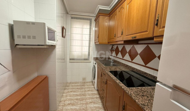 Resale - Apartment / flat - Torrevieja - Costa Blanca