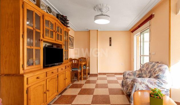 Resale - Apartment / flat - Torrevieja - La Mata