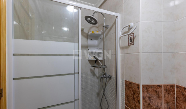 Resale - Apartment / flat - Torrevieja - La Mata