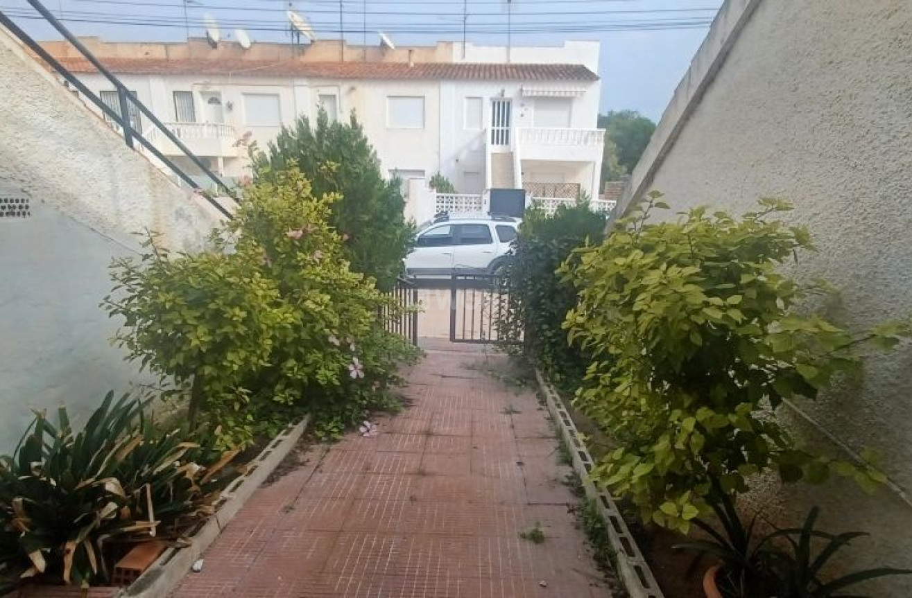 Resale - Bungalow - Torrevieja - Costa Blanca