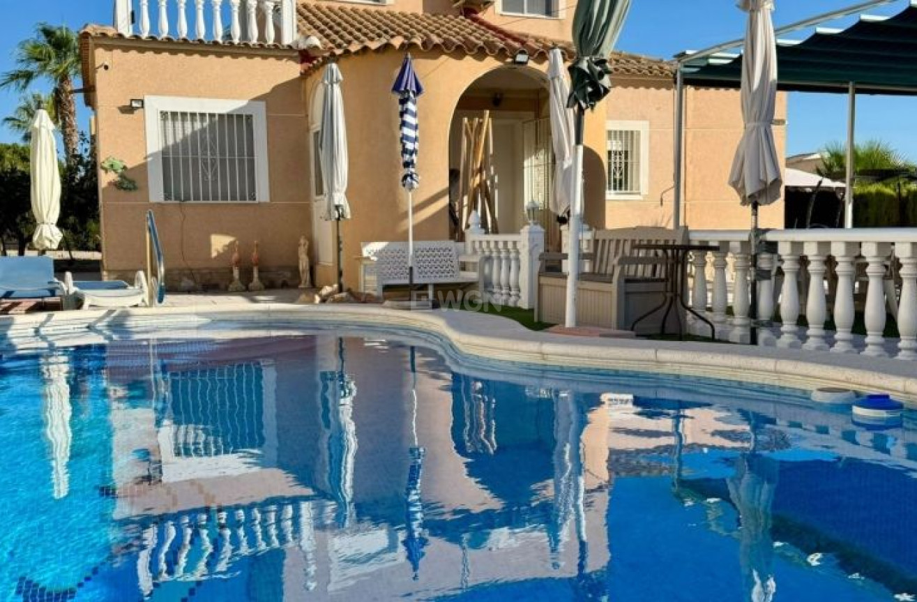 Reventa - Villa - Torrevieja - Costa Blanca