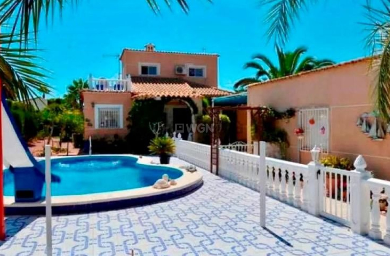 Reventa - Villa - Torrevieja - Costa Blanca