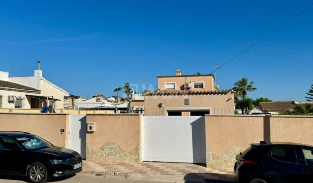 Reventa - Villa - Torrevieja - Costa Blanca