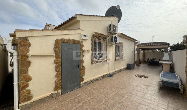 Reventa - Villa - Orihuela Costa - Costa Blanca