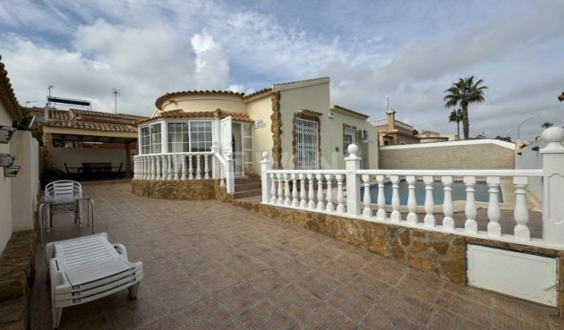 Reventa - Villa - Orihuela Costa - Costa Blanca